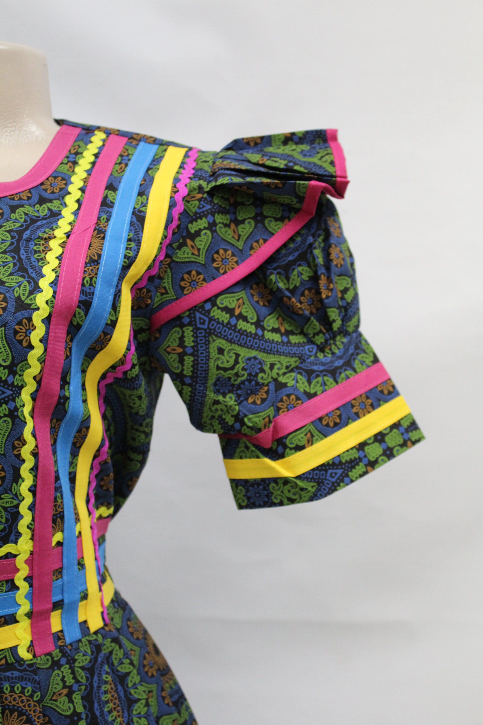 pleated dress south africa Ladies Traditional Dress With Pleats~ Green – ZE Africa